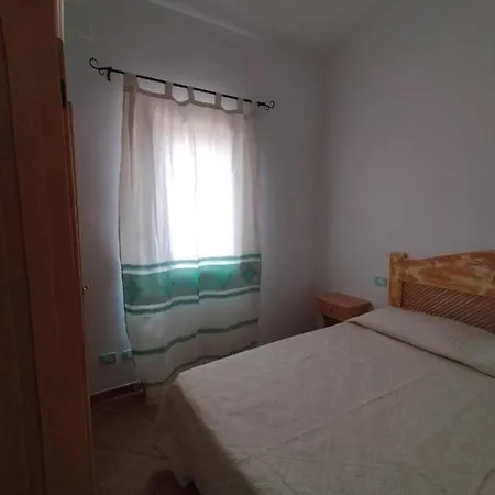 Ferienwohnung Fuer 6 Personen Ca 80 Qm In Pittulongu, Sardinien Gallura Διαμέρισμα *